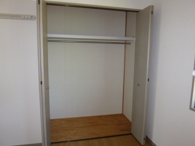 【収納】 | ファミーユ・ヴィラＣ | クローゼット