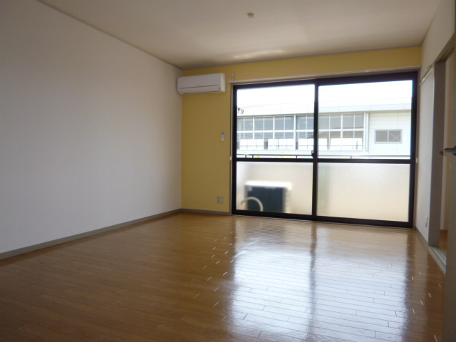 ファミーユ・ヴィラＣの内装|LDK