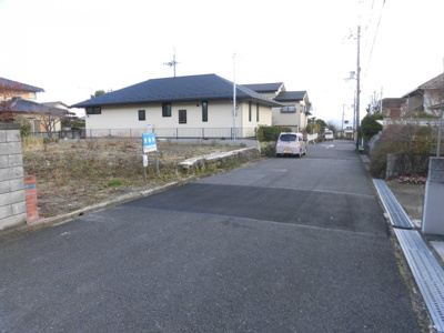 【前面道路含む現地写真】 | 大津市花園町19-3　売り土地 | 前面道路、別カット