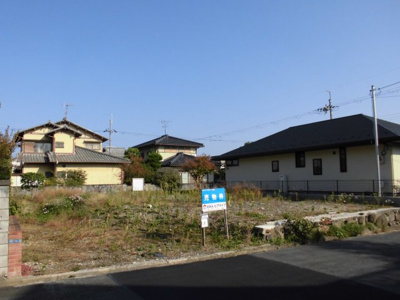 【外観】 | 大津市花園町19-3　売り土地 | 土地約82坪の敷地に、お好みのハウスメーカー・工務店でお建ていただけます。2世帯同居用地としてもお勧めです。また、家庭菜園等のガーデニングもお楽しみいただけます。