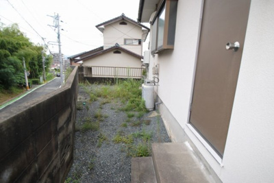 【庭】 | 渡辺貸家