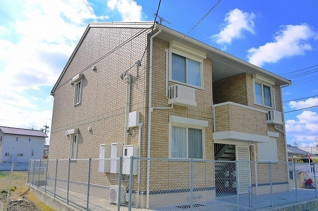 サンコートの外観|落ち着いた雰囲気の外観です