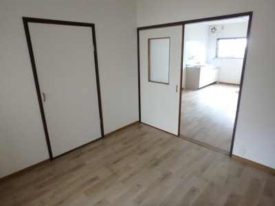 【洋室】 | 前田貸家北から２軒目 | 洋室です