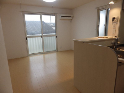 【居間・リビング】 | フィオーレ阿倉川B