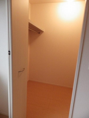 【収納】 | フィオーレ阿倉川B