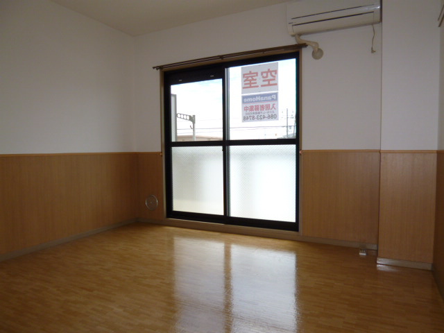 グランデカーサの寝室|８帖