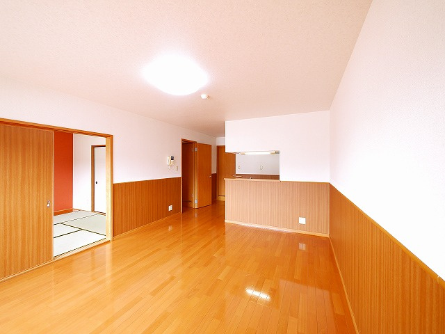 カーサベルデの居間・リビング