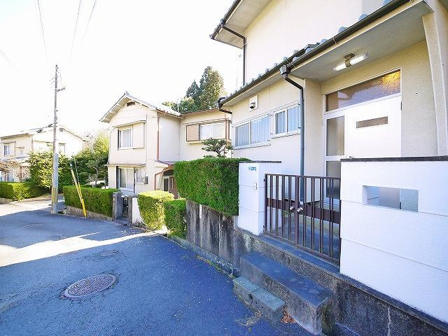 学園南戸建（学園南２丁目）のエントランス