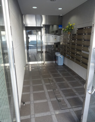 【エントランス】 | リブポート上野松が谷