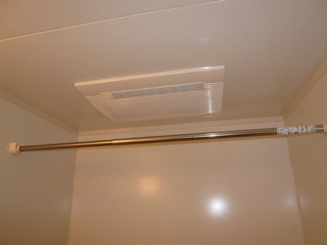 ピアッツア紗梨の浴室|浴室乾燥機