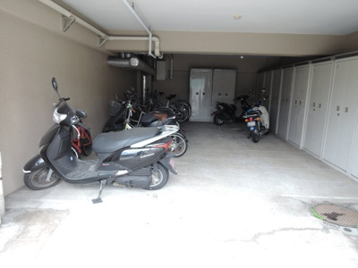 【その他共用部分】 | リベルテ磯子弐番館 | バイク置場