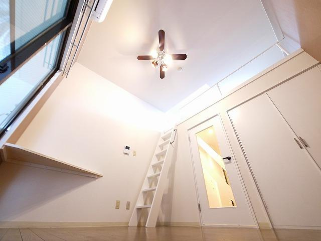 マンションフィールドナウの居間・リビング