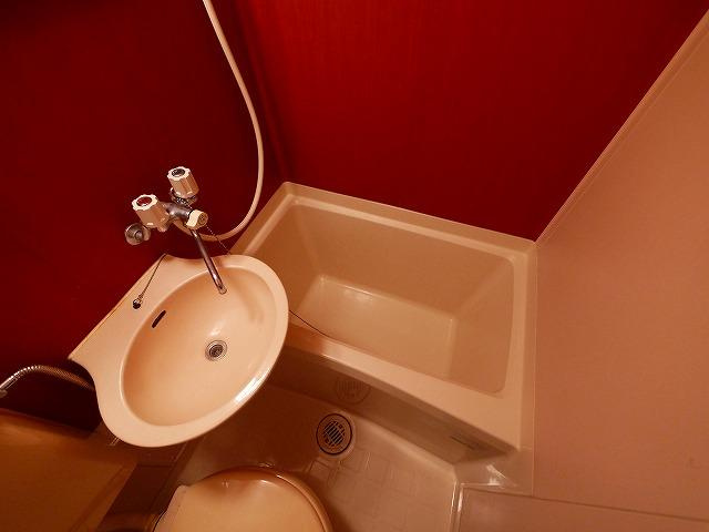 マンションフィールドナウの浴室