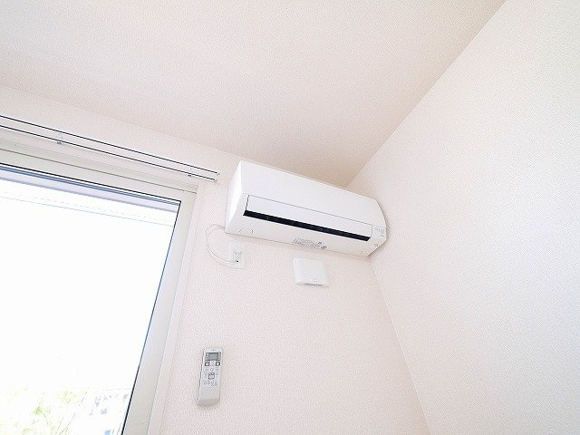 ブリリアントコートの設備|エアコンがあります