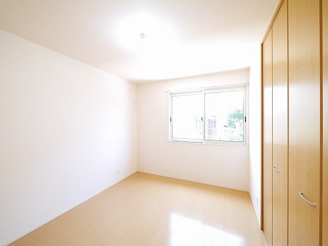 ブリリアントコートの玄関|明るい玄関です