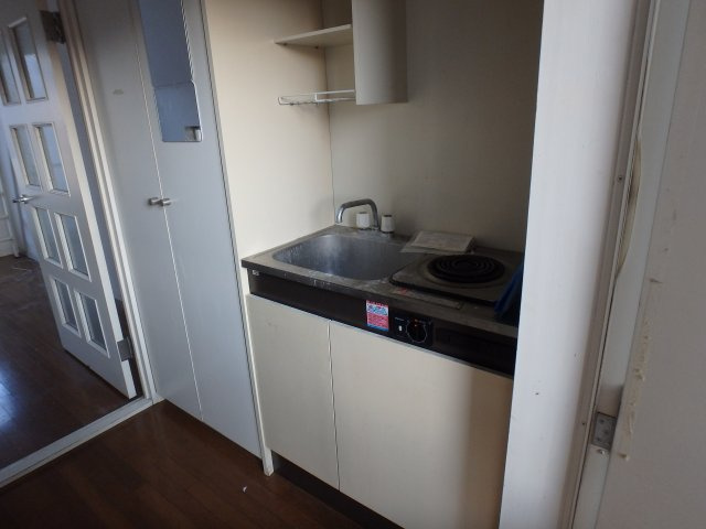 グランディ井田のキッチン|※別部屋の参考写真です