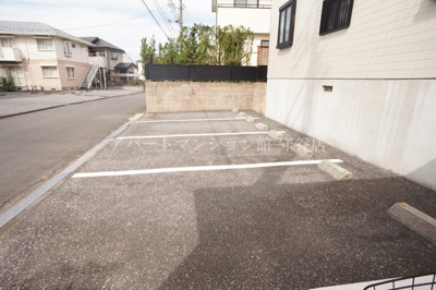 【駐車場】 | グリーンコーポ渡辺B