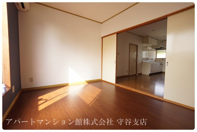 アーバンハイムソアラⅡの居間・リビング