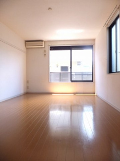 【寝室】 | ブルーベリーコート