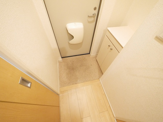 ＡＬＨＯＵＳＥ南城戸の玄関|きれいな玄関です