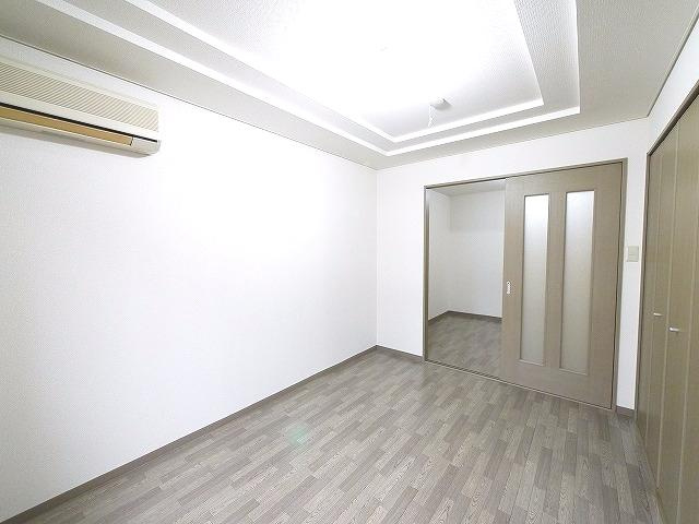 ウェストヴィレッジの洋室|個人の部屋や寝室として使える洋室です
