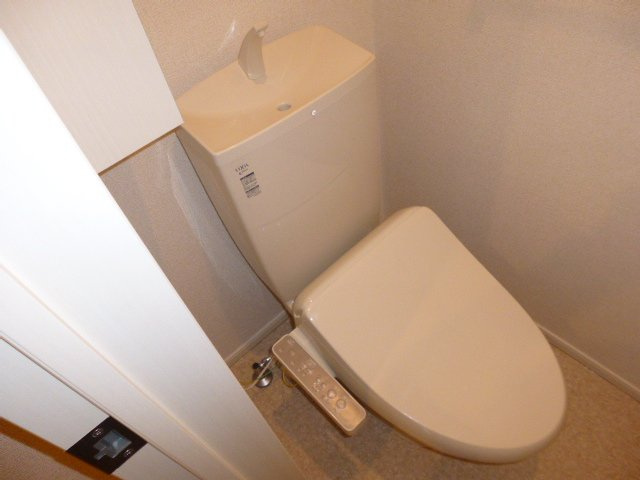 アヴァンティⅣのトイレ|温水洗浄便座