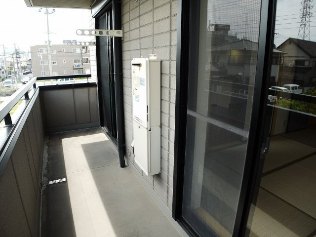 【バルコニー】