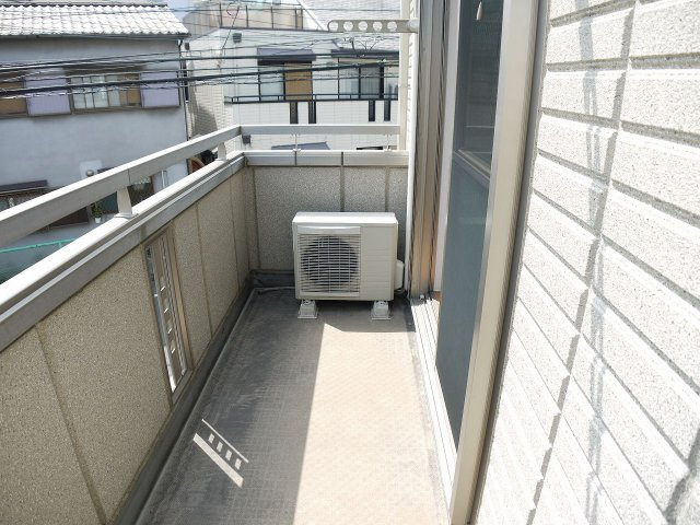 【バルコニー】