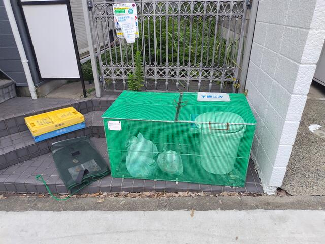 ゴミ置き場