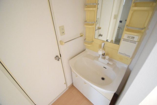 ガーデンホームズⅠ・Ⅱの洗面所|洗面台