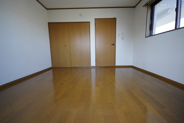 【寝室】
