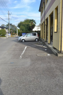 【駐車場】