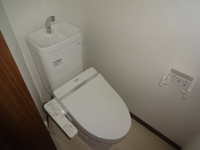 イースタイル江戸川のトイレ