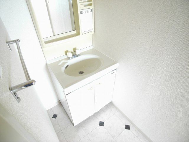 【独立洗面台】 | リビングアメニティK＆T