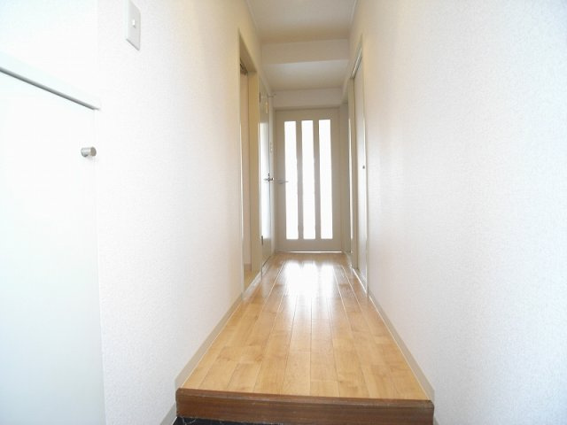 【玄関】 | リビングアメニティK＆T