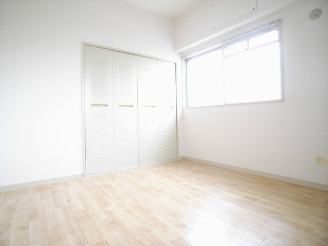 【洋室】 | リビングアメニティK＆T