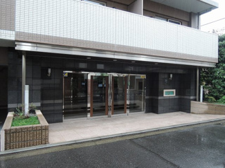 【エントランス】 | 市営地下鉄ブルーライン「蒔田」駅より徒歩6分の好立地！