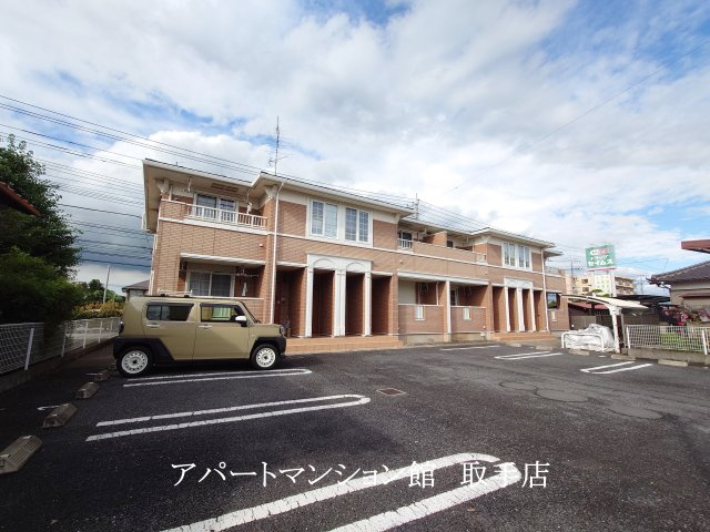 アジュールの外観