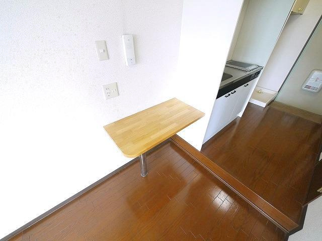 スタジオMのその他|棚