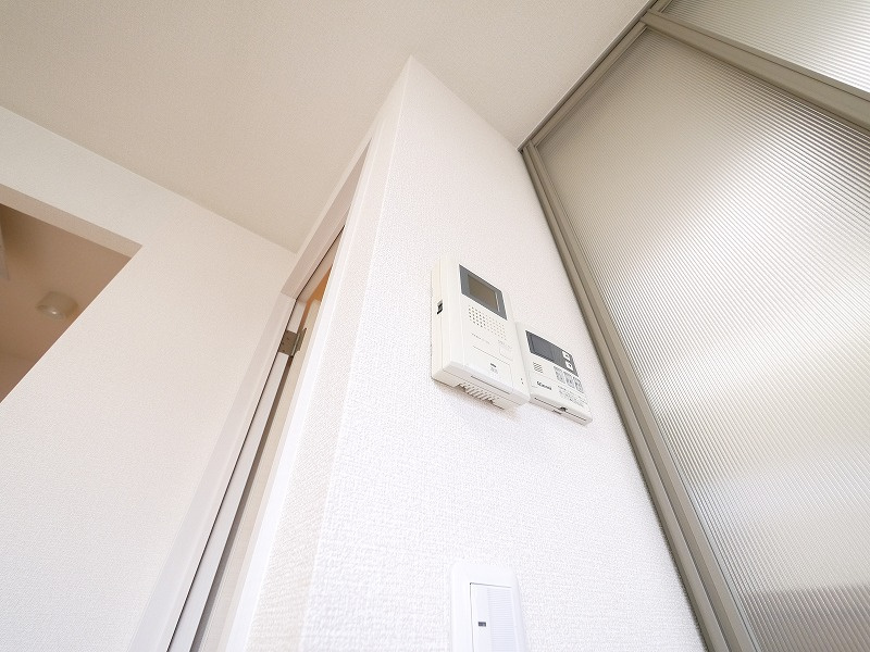 ラフィーネ（東九条町）のセキュリティ|モニター付きインターホンです