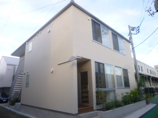 イチカワアパートメンツ＋アトリエの外観