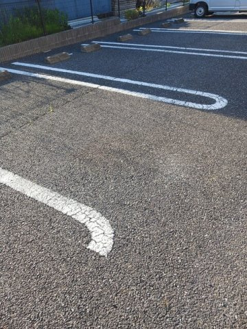 プリティの駐車場