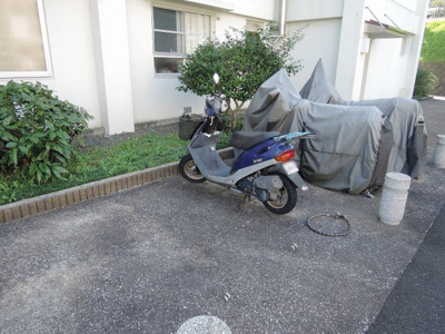 【その他共用部分】 | 汐見台団地1409号棟 | バイク置場