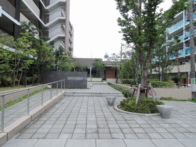 【エントランス】 | テラス横浜富岡 | エントランス部分