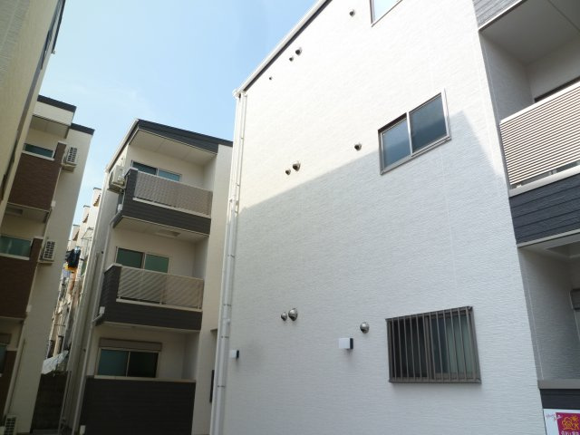 Fメゾン北加賀屋I番館の外観