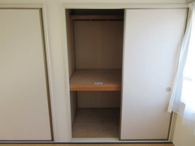 イワサキハイツの収納