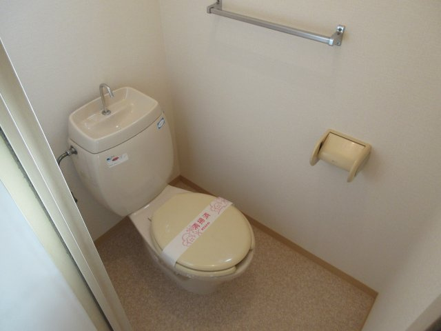 イワサキハイツのトイレ