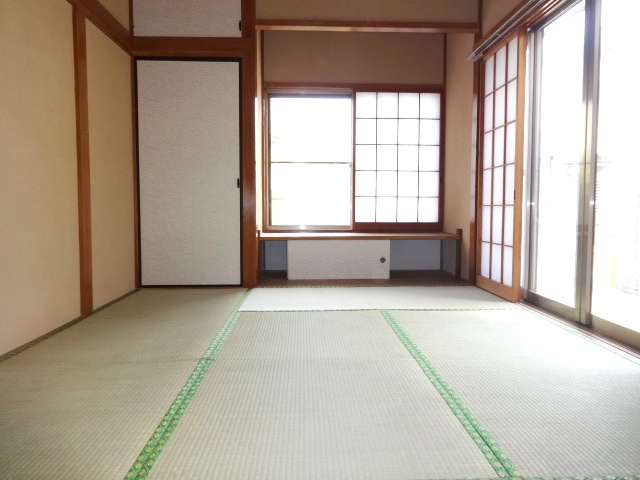 東村山市本町３丁目の一戸建ての和室