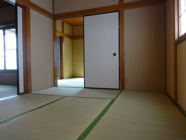 東村山市本町３丁目の一戸建ての和室