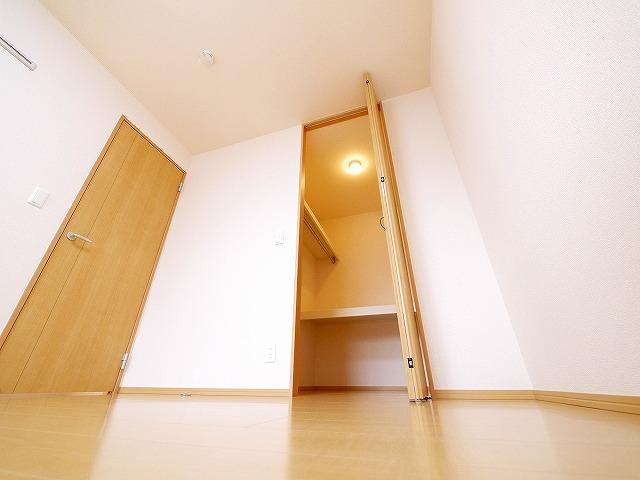 メゾンラフィーネ（外山）の収納|収納があります